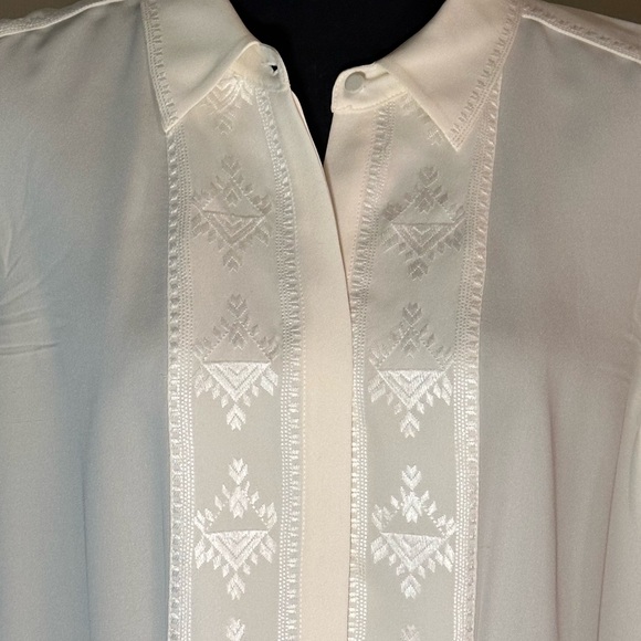 KOBI HALPERIN Genevieve Eyelet Accent Linen Blend Button-Up Shirt - Picture 4 of 8